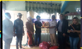 Serah terima umbul -umbul di RT.09 Keluraham Karang Asam Ilir